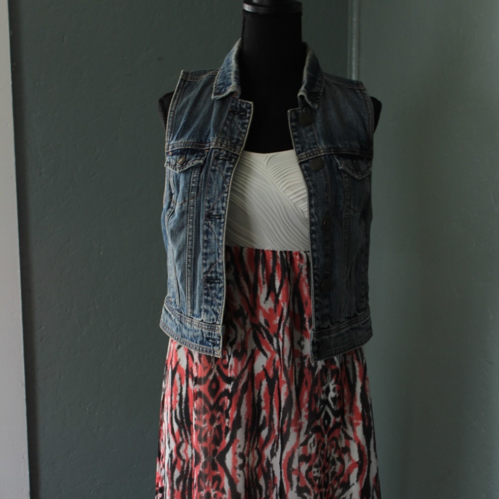 American Eagle Jean Vest
